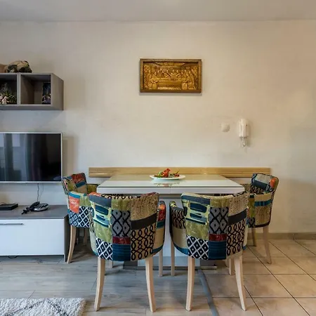3 Bedroom Jure *