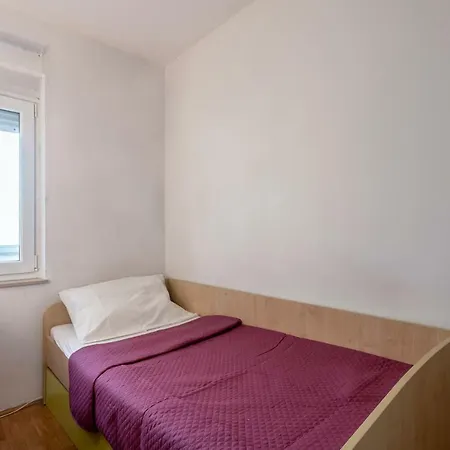 3 Bedroom Jure *