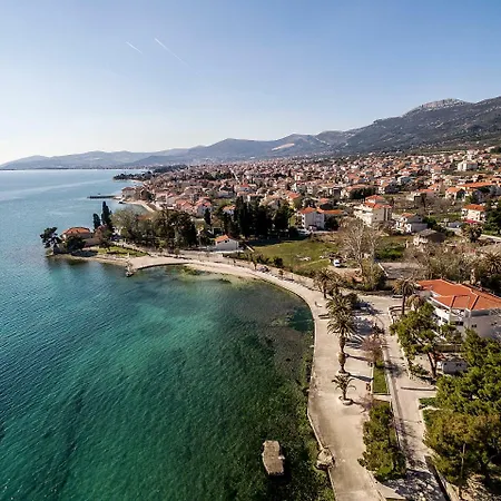 3 Bedroom Jure * Kaštela